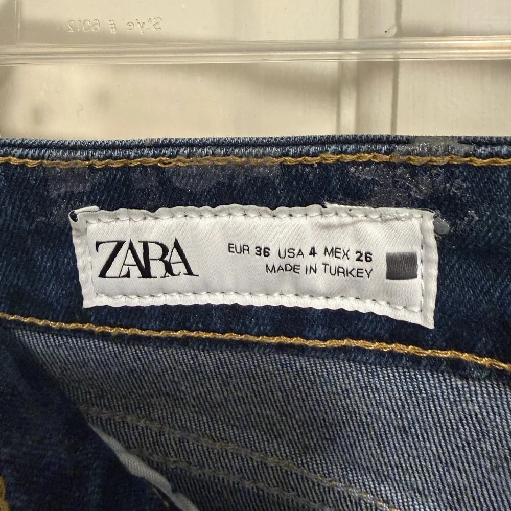 NWOT ZARA Metallic Cyber Gold Slim Crop Pants - Women size 4